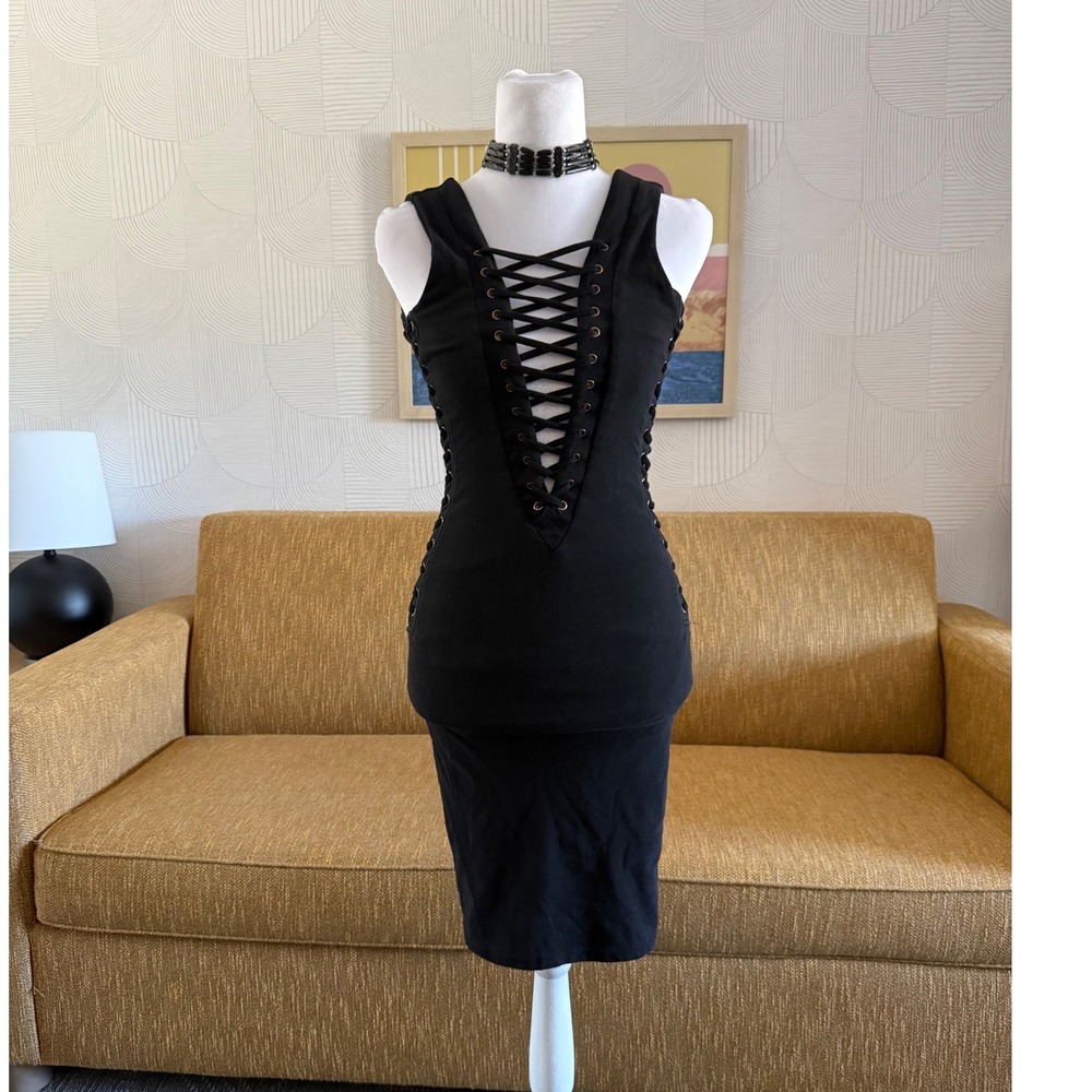 Hot & Delicious Black Lace Up Bodycon Midi Dress Sleeveless Grommet Detail Small